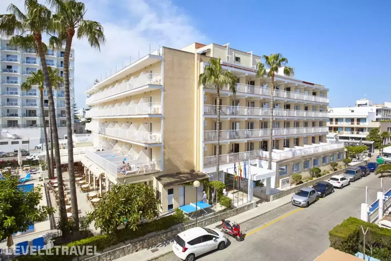 Universal Hotel Bikini