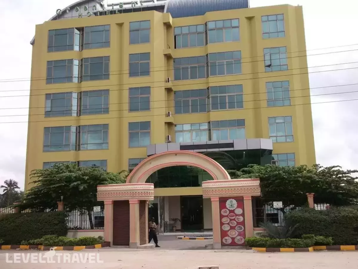 Greenlight Hotel