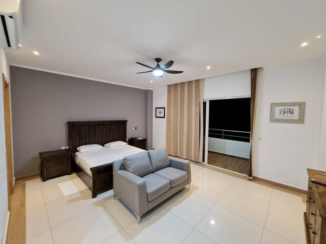 Royale Suites Luxury Apartments