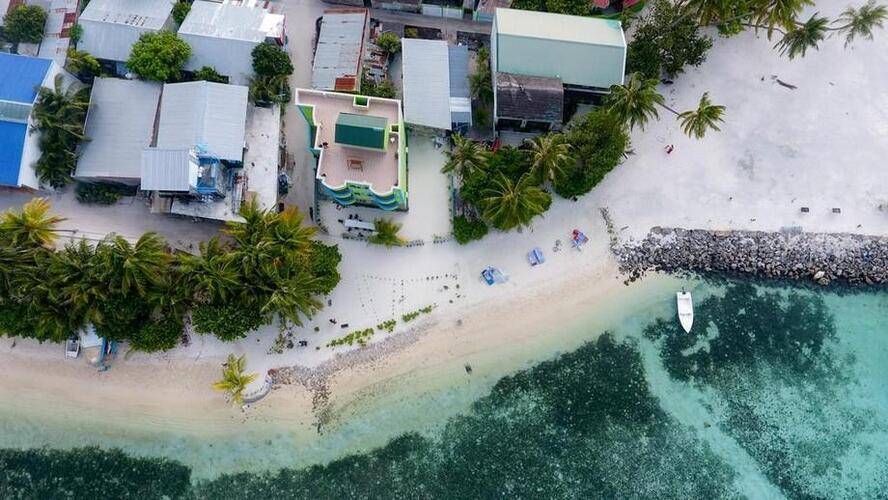 Iris Beach Residence