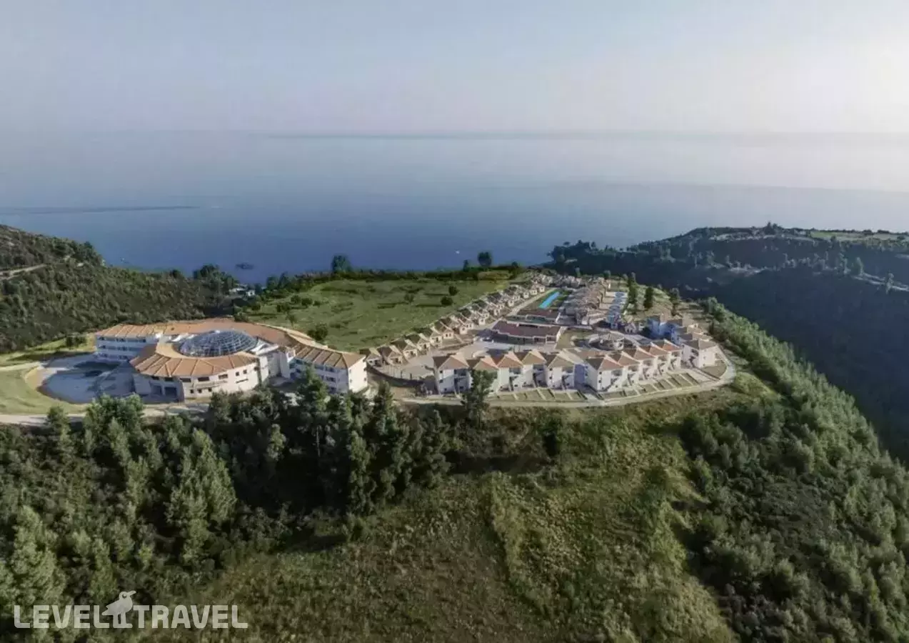 Ajul Luxury Hotel & Spa Resort