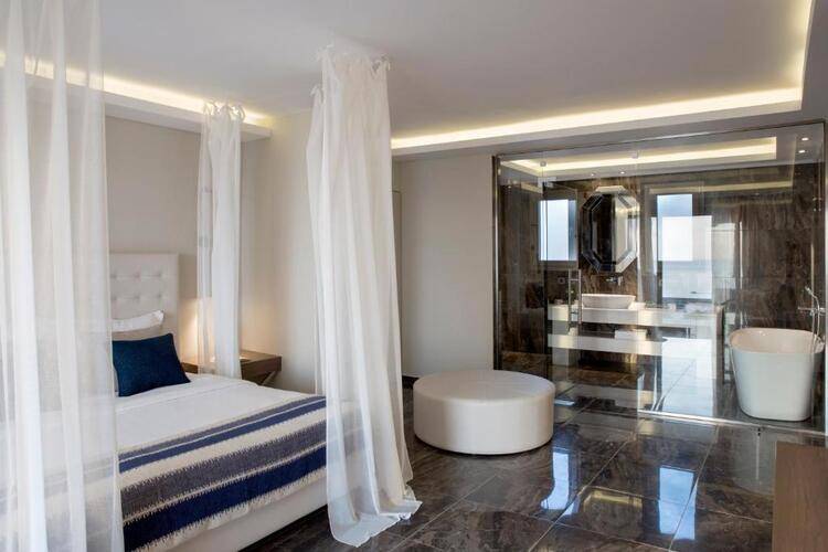 Ajul Luxury Hotel & Spa Resort