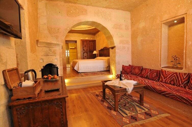 Alfina Cave Hotel