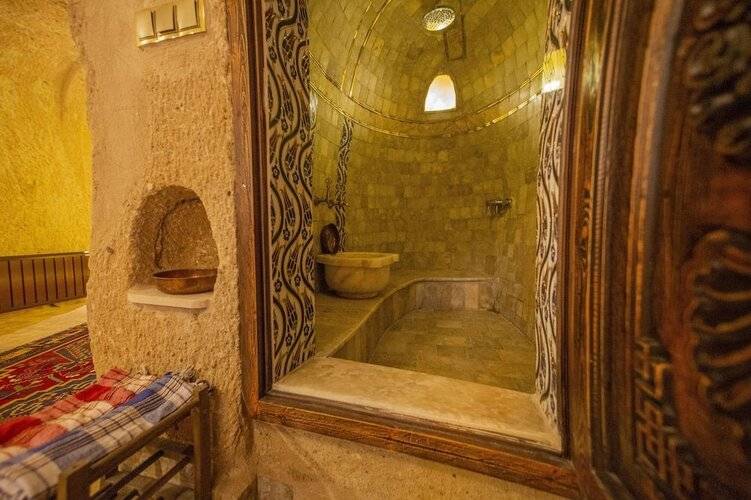 Royal Cave Hotel