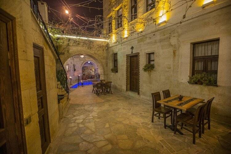 Royal Cave Hotel