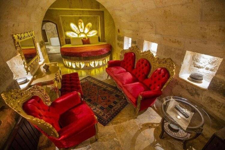 Royal Cave Hotel