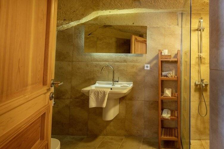 Serinn House