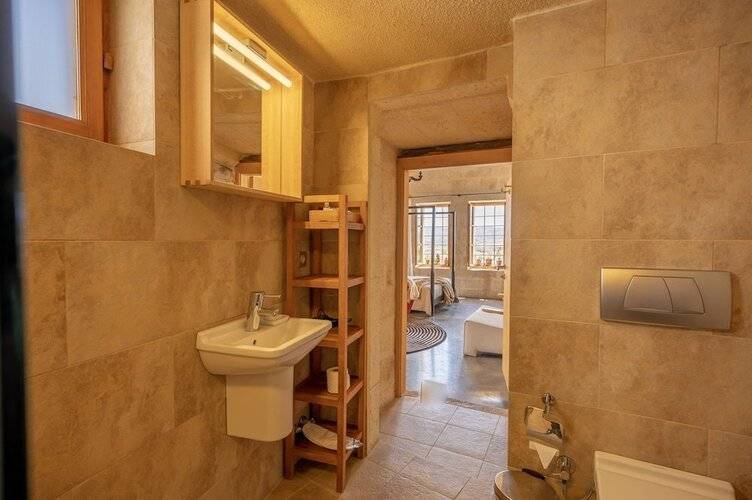 Serinn House