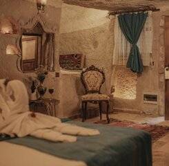 $item['hotel']['name']