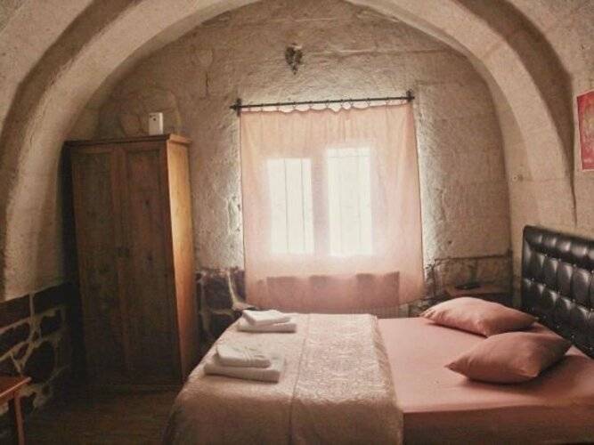 7 Oda Kapadokya Cave House