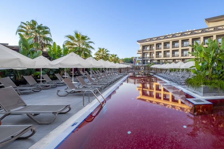 The X Belek