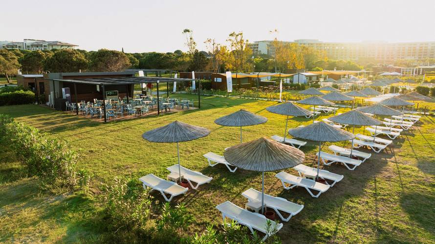 The X Belek