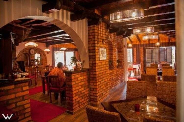 Hotel Dvor
