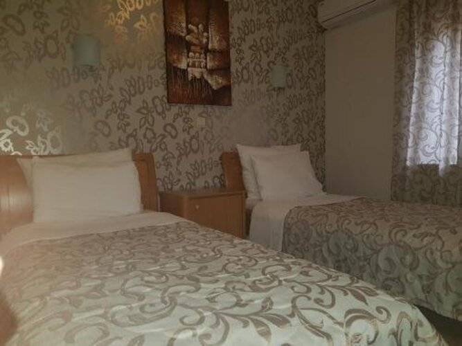 Hotel Dvor