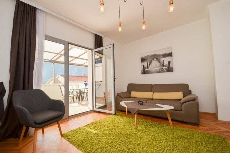 Apartments Tea Kotor