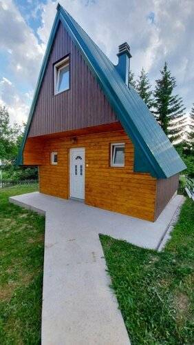Cheerful Holiday Home Ideal For 6 People
