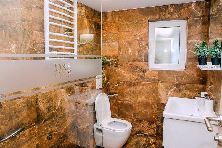 D & Sons Apartments