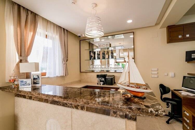 Hedera Residences Kumbor