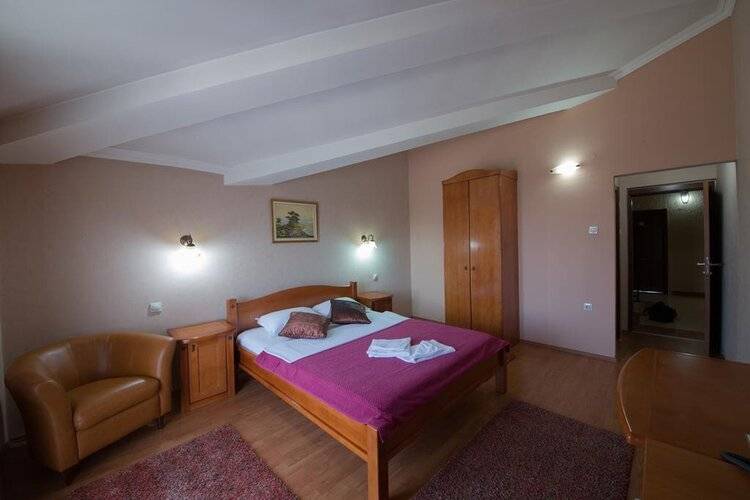 Hotel Holiday