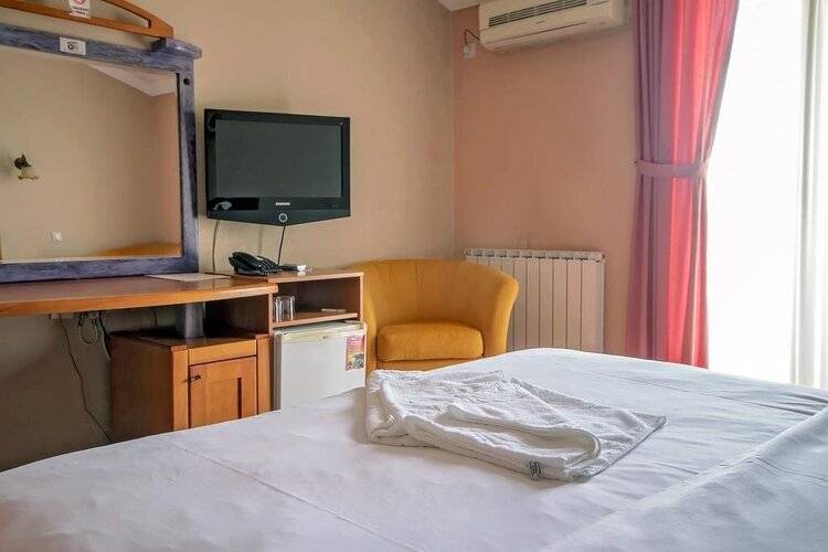 Hotel Holiday