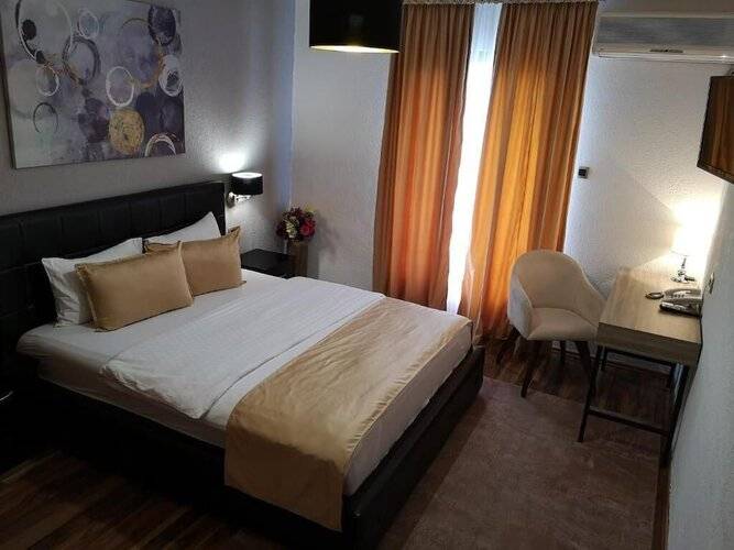 Hotel Ideal Podgorica