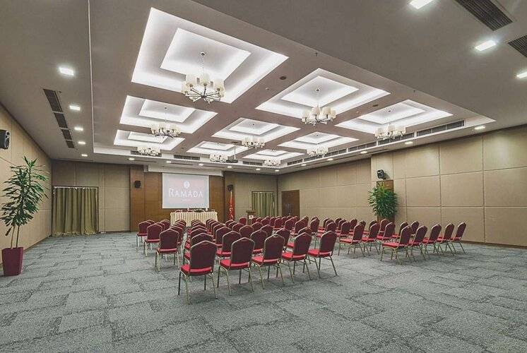 Ramada By Wyndham Podgorica