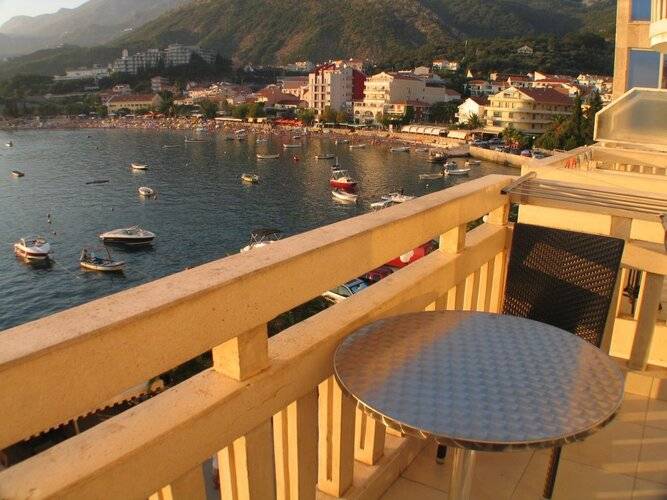 Stević - Monaco