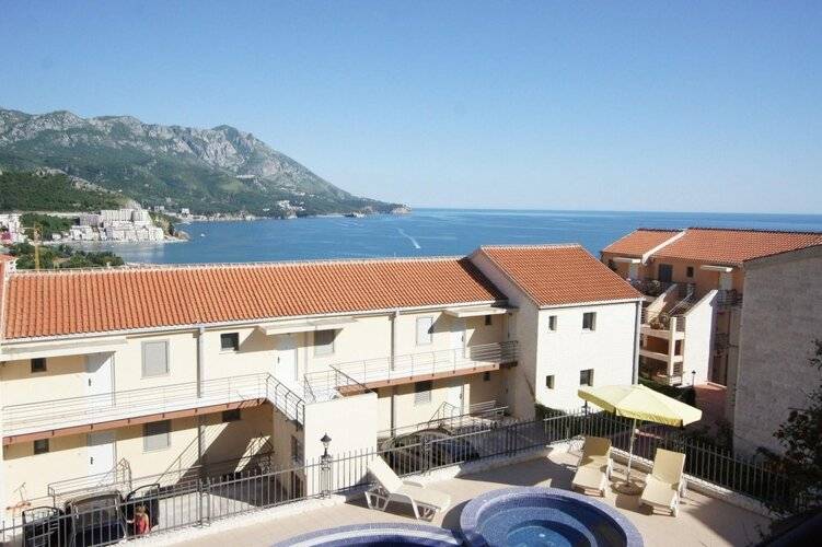 Apartments Becici Sunset