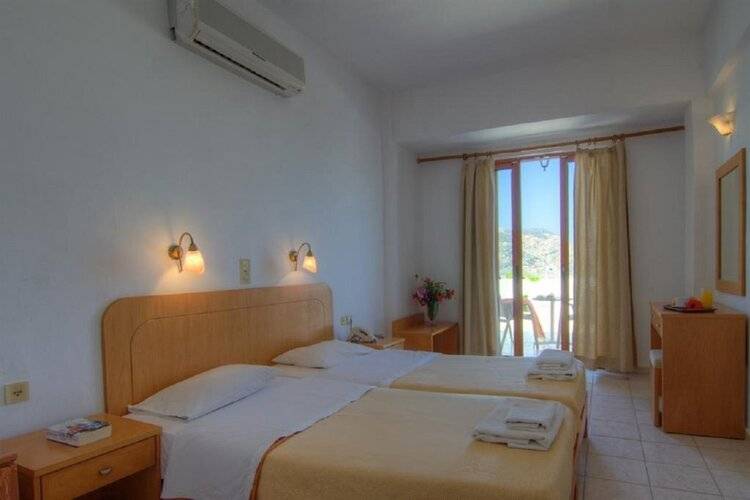 Adonis Hotel