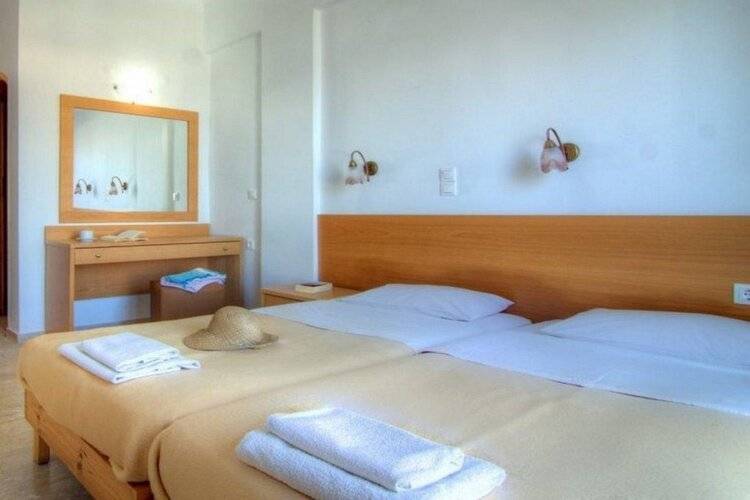 Adonis Hotel