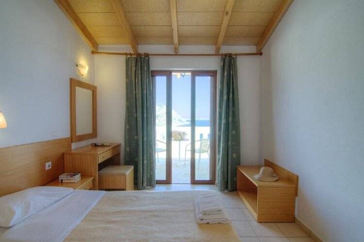 Adonis Hotel