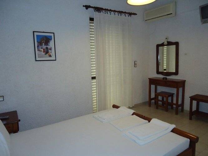 Fevro Hotel
