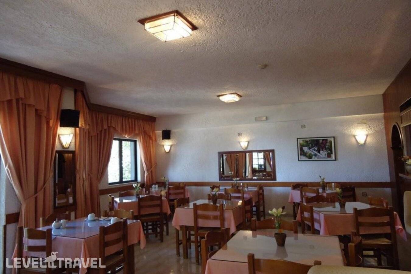 Изображение отеля 3