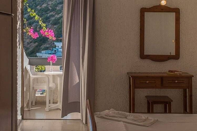 Fevro Hotel