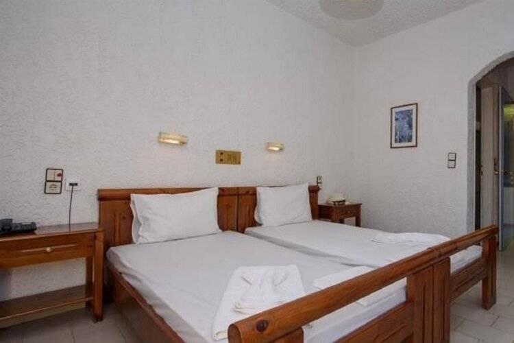 Fevro Hotel