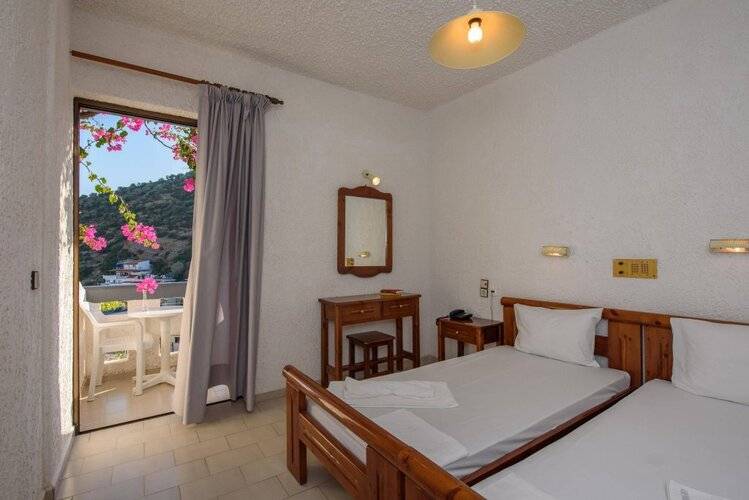 Fevro Hotel