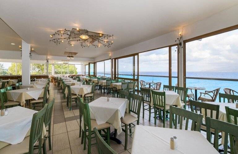 Horizon Beach Hotel