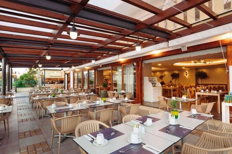 Alianthos Garden Hotel
