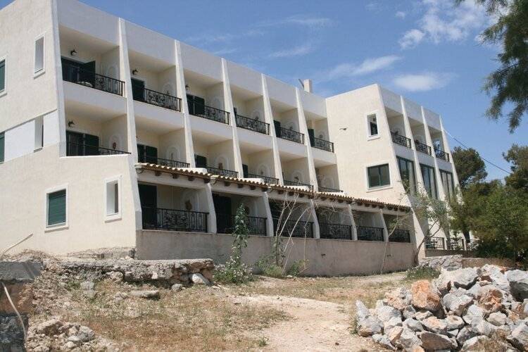 Dionysos Hotel