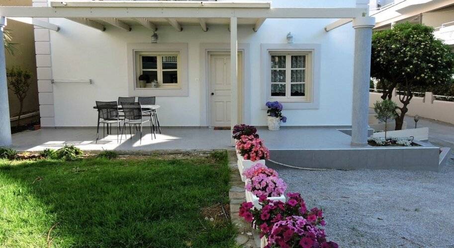 Alkionides Seaside Apartments