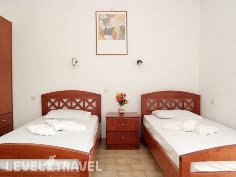 Фотография Ekavi Apartments