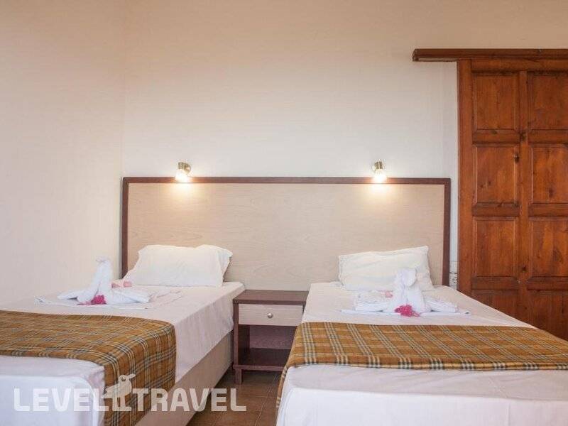 Фотография Ekavi Apartments