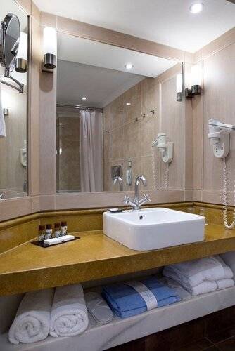 Thalassa Beach Resort (Adults Only 18+)