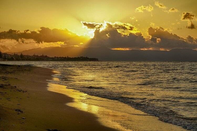 Girogiali Beach