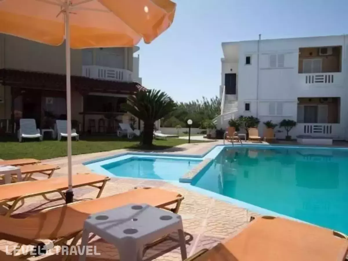 Elena Rooms & Apartments