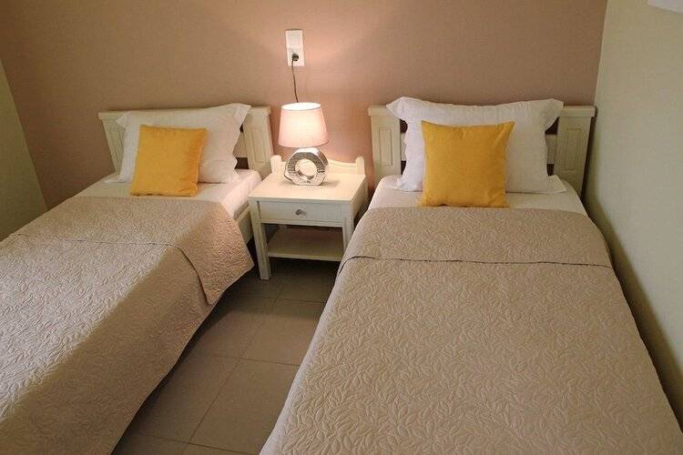 Effi Apartments