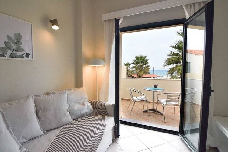 Gt Beach Hotel