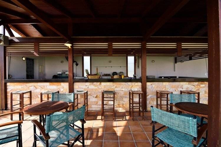 Gt Beach Hotel