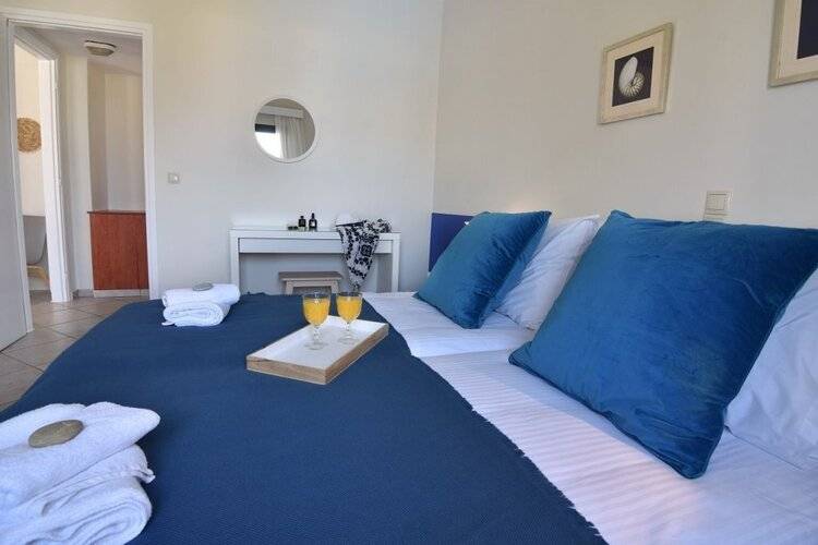 Gt Beach Hotel
