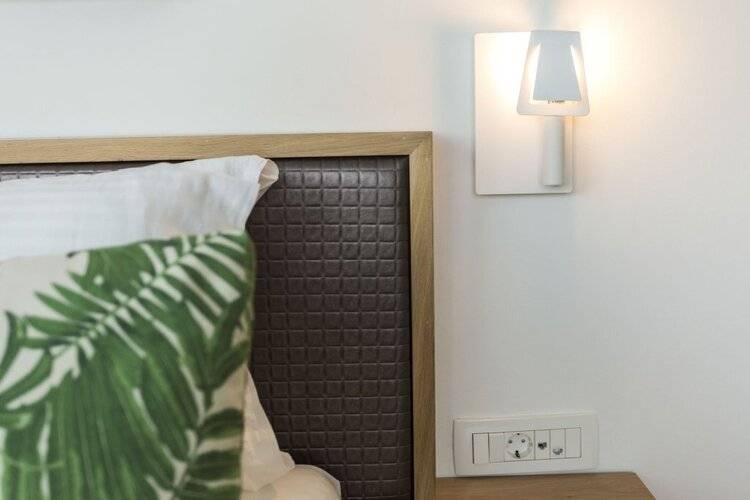 Kalamaki Luxury Suites